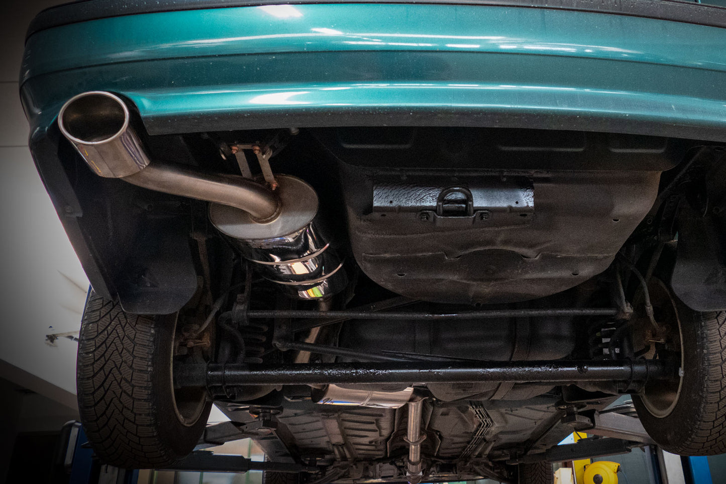Heuschmid stainless steel single-pipe exhaust system from cat. All models including flexible pipe for SAAB 9000