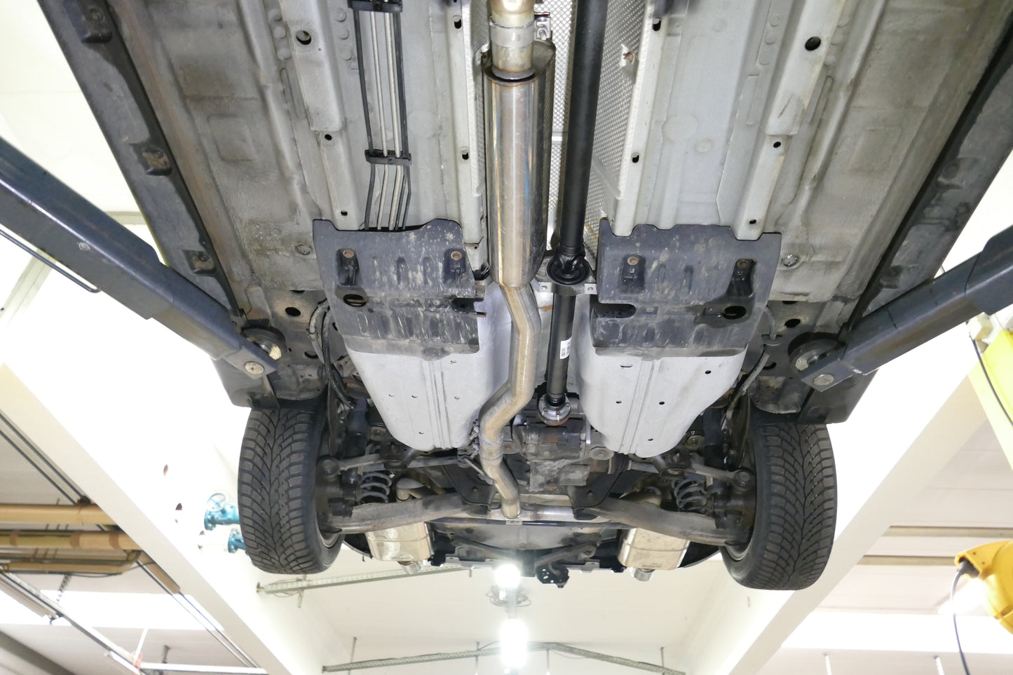Heuschmid Edelstahl Auspuffanlage für SAAB 9-3 XWD